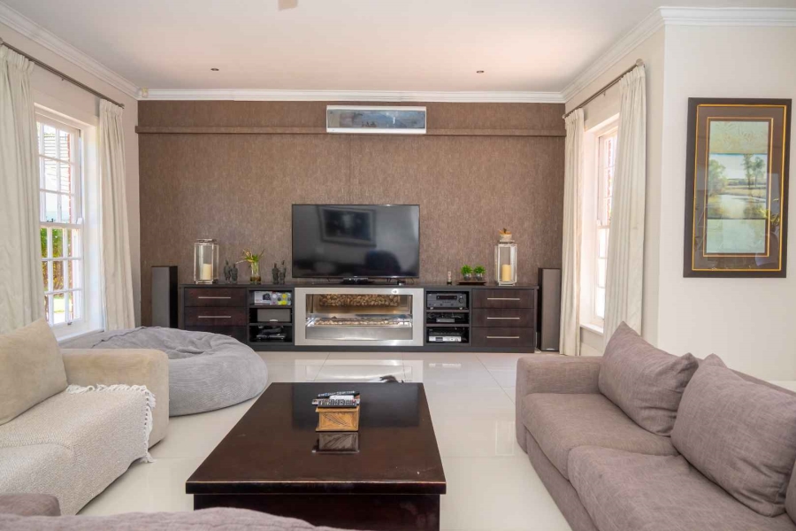 5 Bedroom Property for Sale in Walmer Eastern Cape